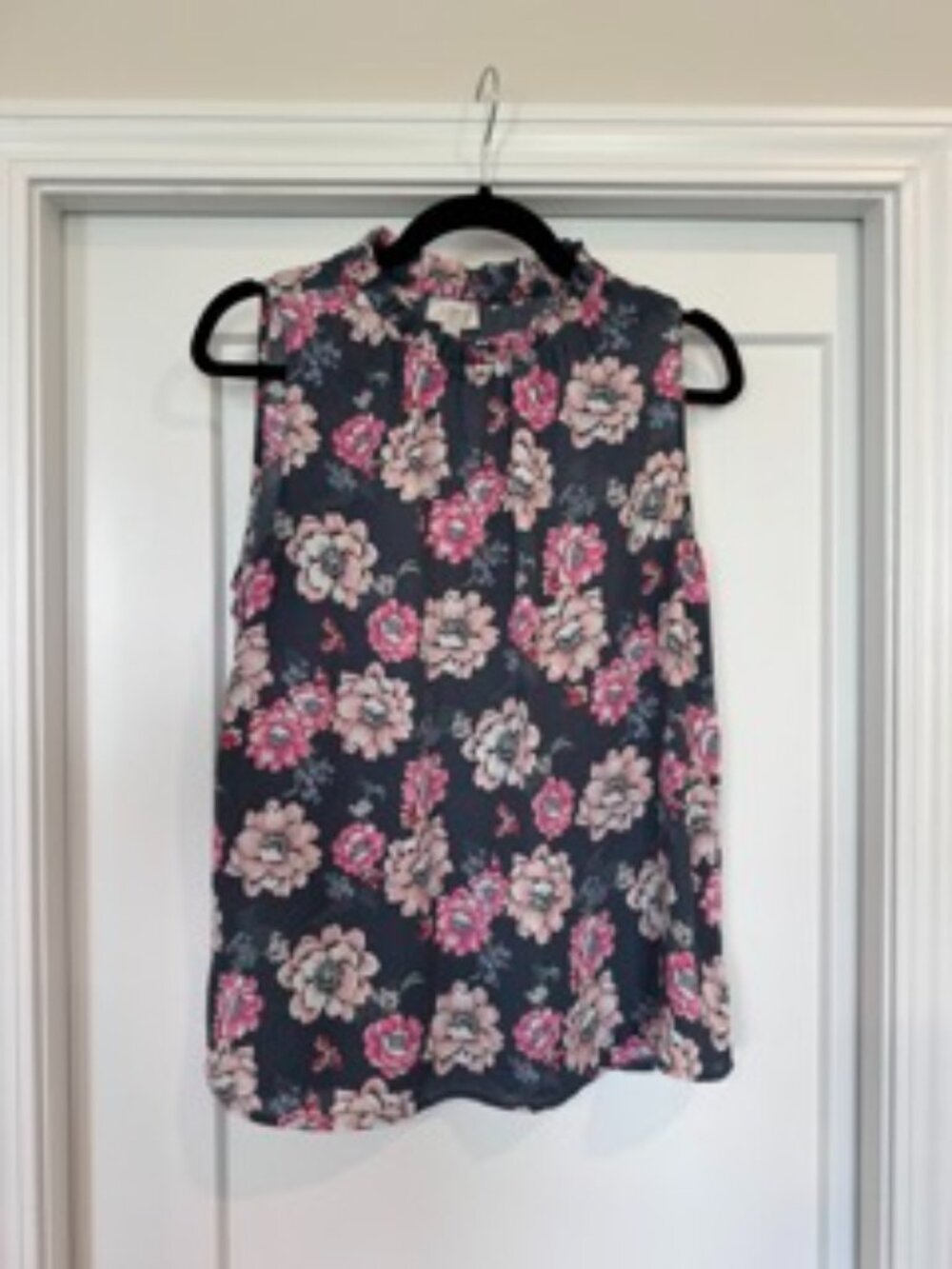 Loft Sleeveless Blouse